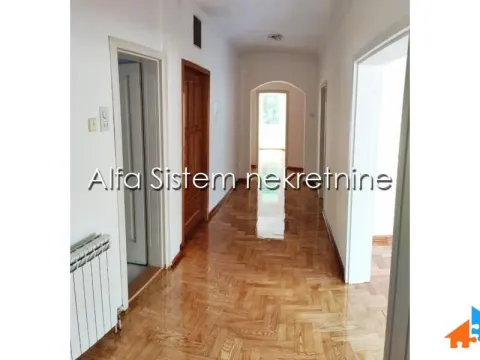 Rent, four bedroom apartment, 147m², Voždovac Sve Podlokacije, Beograd - image 10