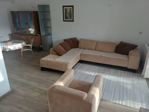 Izdavanje, dvosoban stan, 60m², Zelenika, Herceg Novi - image 7