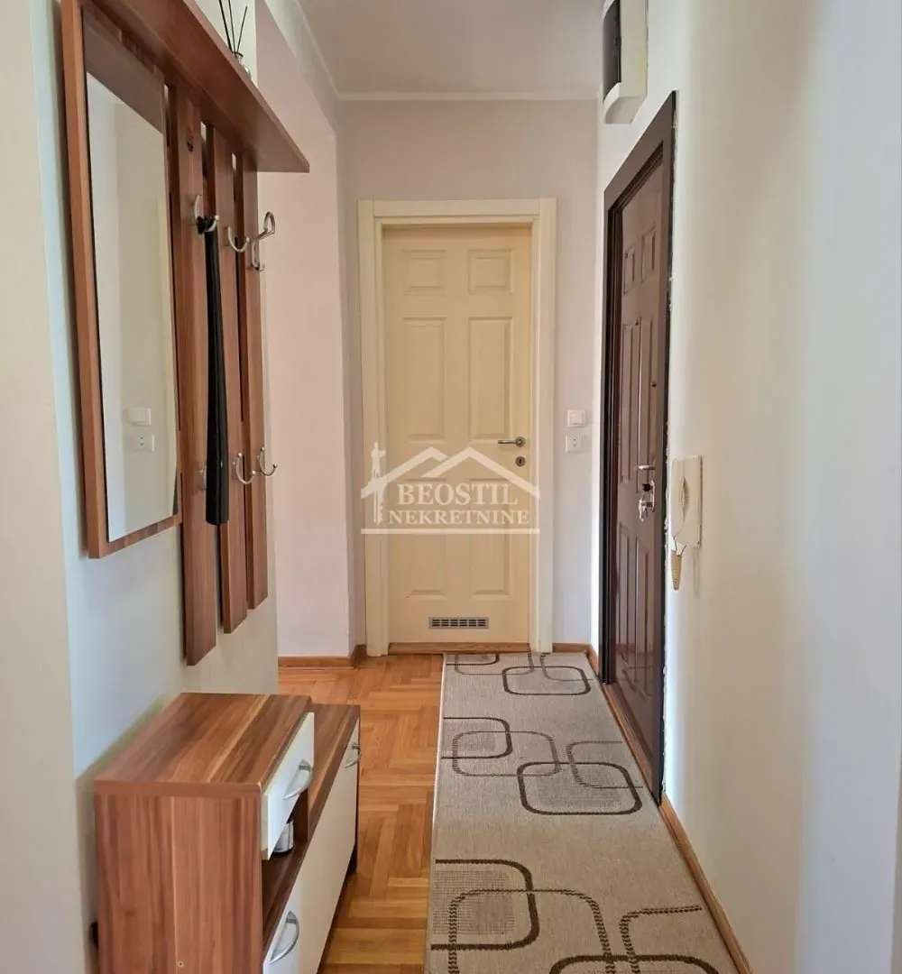 Rent, three bedroom apartment, 76m², Voždovac Sve Podlokacije, Beograd