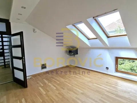 Izdavanje, poslovni prostor, 92m², Šumice, Beograd - image 1