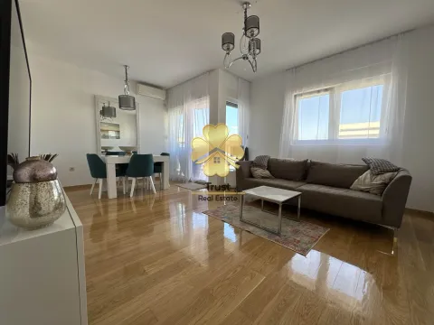 Izdavanje, jednosoban stan, 53m², City Kvart, Podgorica - image 10