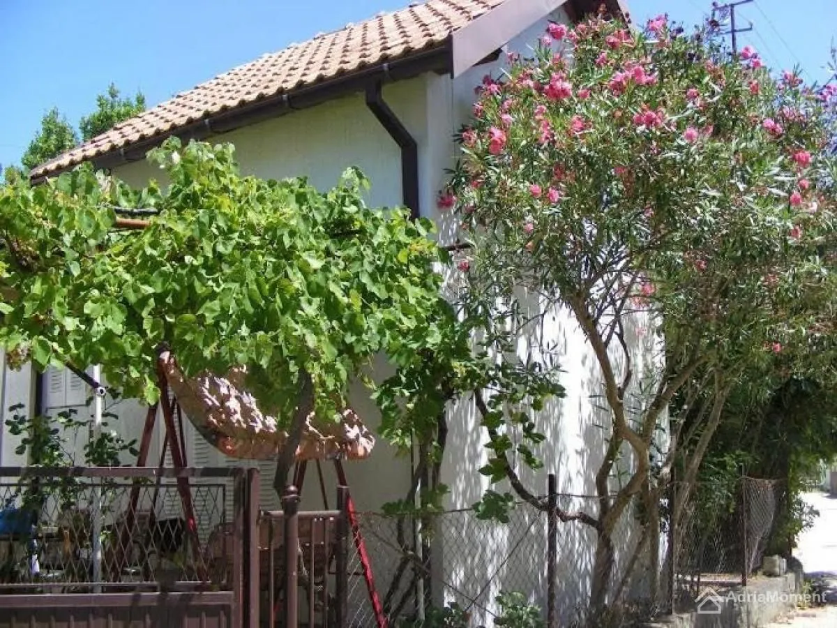 Prodaja, kuća, 140m², Šušanj, Bar