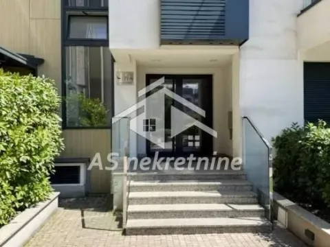 Rent, two bedroom apartment, 55m², Južni Bulevar, Vračar Sve Podlokacije - image 16