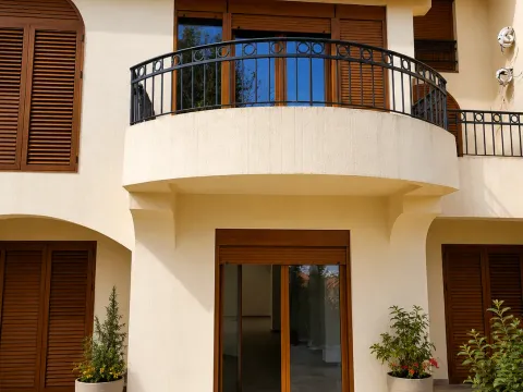 Rent, house, 100m², Gorica C, Podgorica - image 2