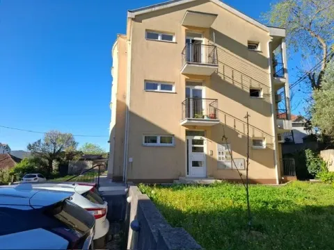 Izdavanje, dvosoban stan, 75m², Dumidran, Tivat - image 9