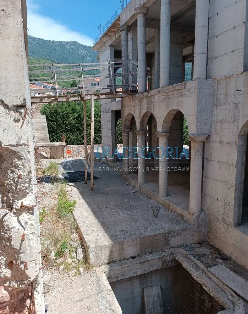 Prodaja, kuća, 1000m², Pržno, Budva