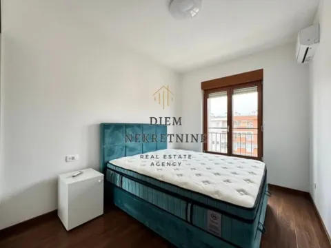 Izdavanje, dvosoban stan, 70m², Master Kvart, Podgorica - image 8