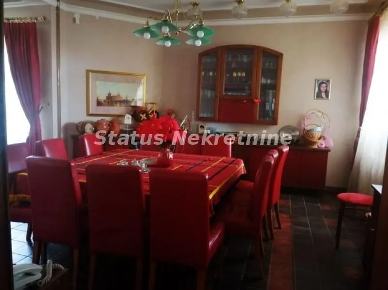 Prodaja, kuća, 600m², Sremska Kamenica, Petrovaradin