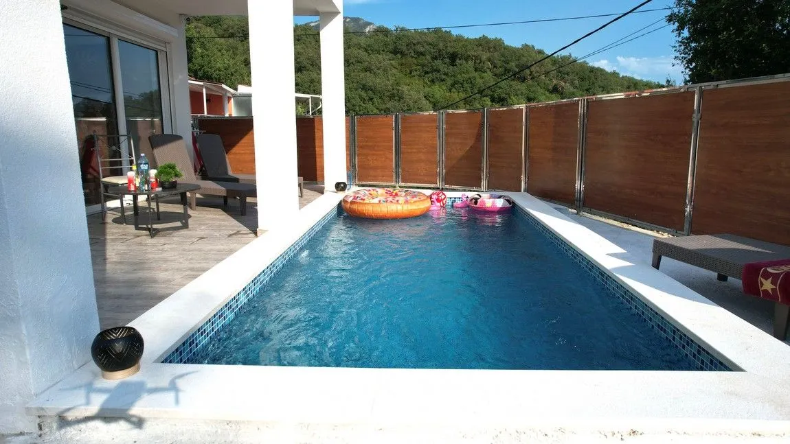 Prodaja, kuća, 87m², Buljarica, Budva