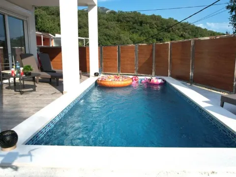 Prodaja,  kuća, 87m2, Buljarica, Budva