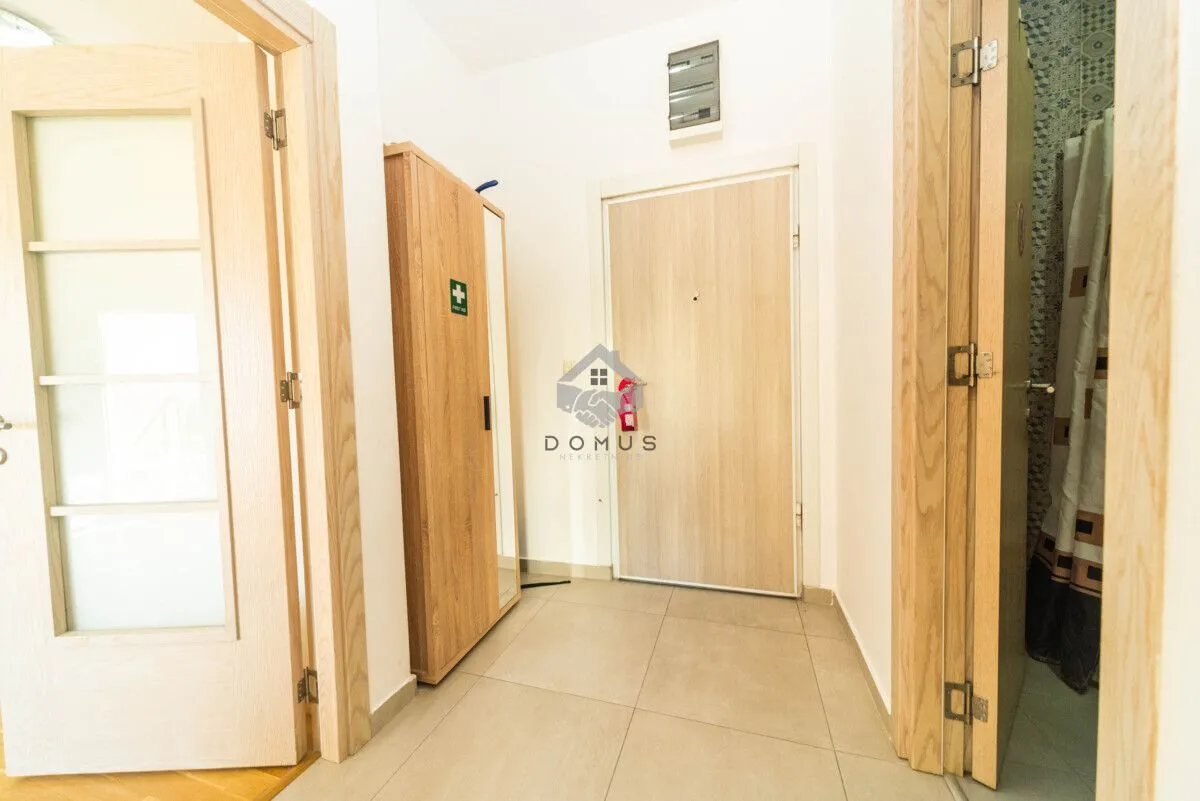 Izdavanje, jednosoban stan, 45m², Blok 9, Podgorica