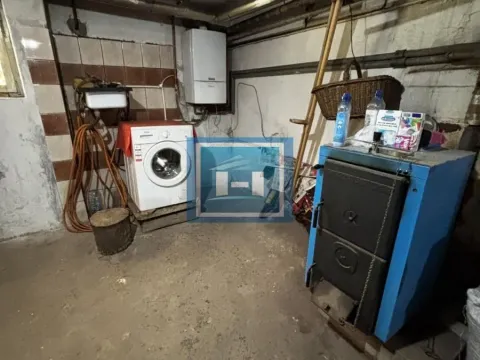 Prodaja, četvorosoban stan, 102m², Strelište, Jagodina - image 36