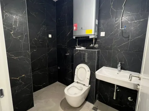 Prodaja, jednosoban stan, 52m², Tološka šuma, Podgorica - image 4