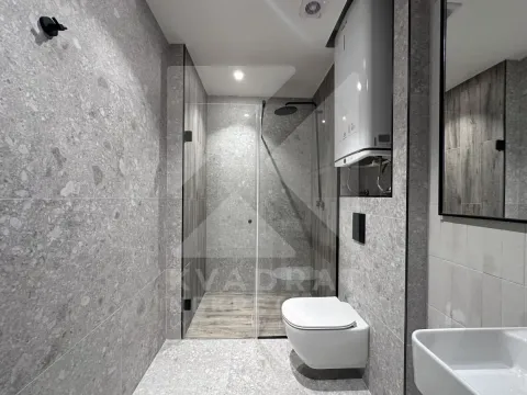 Prodaja, četvorosoban stan, 107m², Centar, Kolašin - image 16
