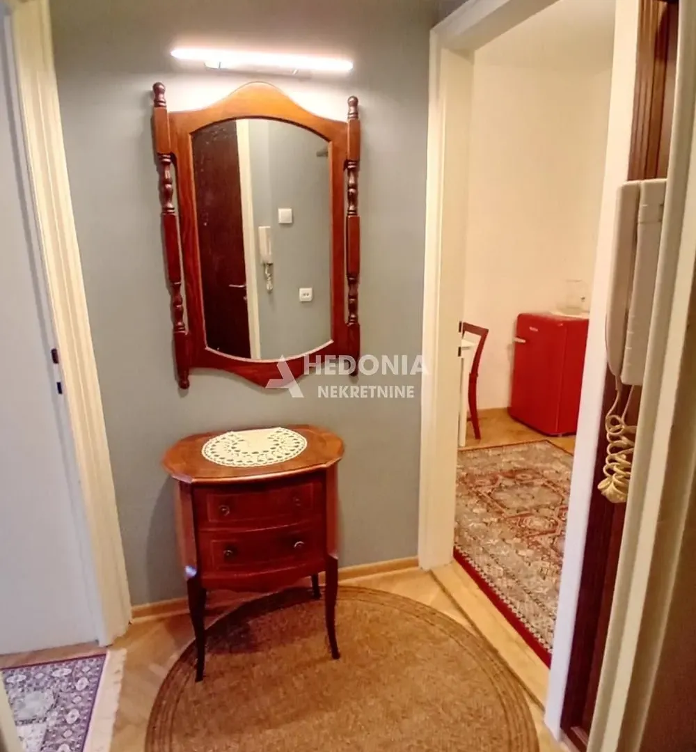 Rent, one bedroom apartment, 36m², Zeleni Venac, Beograd
