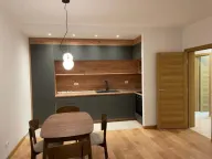 Izdavanje, dvosoban stan, 76m², City Kvart, Podgorica - image 8