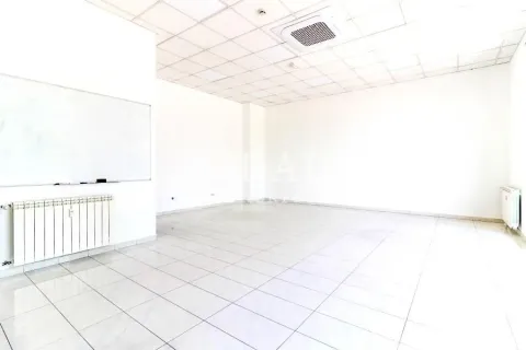Rent, office space, 53m², Savski Venac, Beograd - image 3