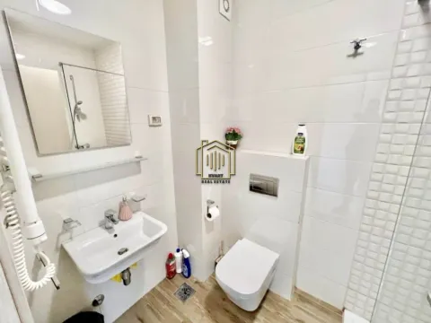 Prodaja, jednosoban stan, 47m², City Kvart, Podgorica - image 4