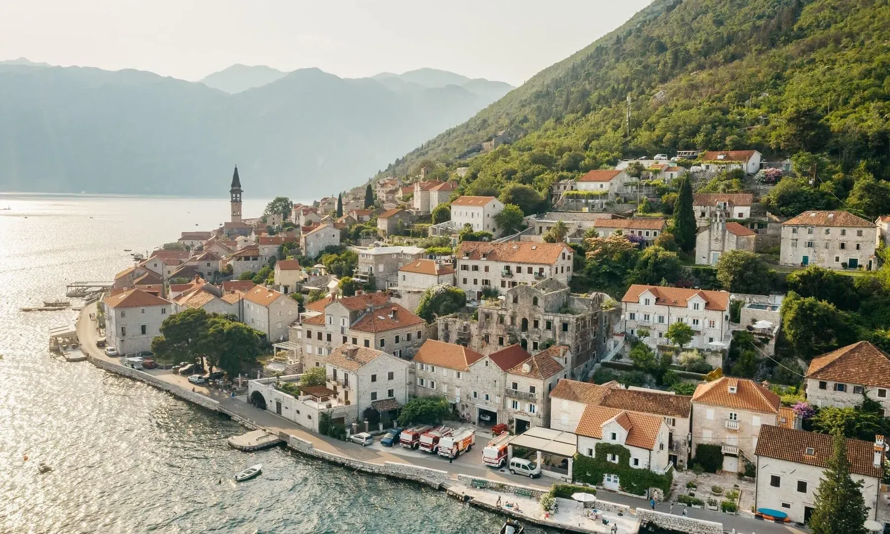 Prodaja, dvosoban stan, 93m², Perast, Kotor