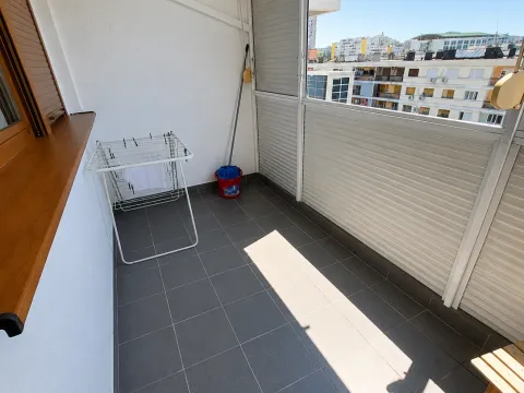 Rent, two bedroom apartment, 65m², Pejton, Podgorica - image 4
