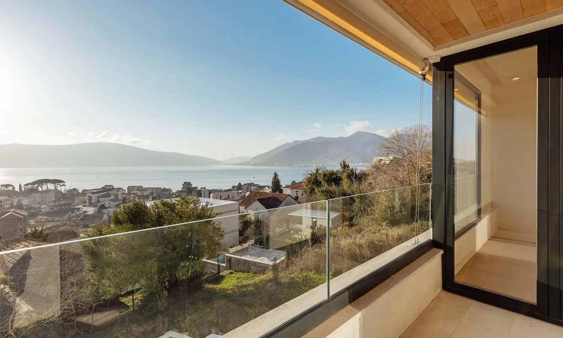 Prodaja, dvosoban stan, 103m², Kotor, Crna Gora