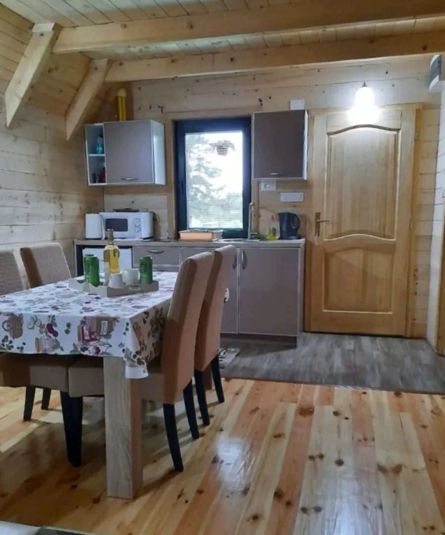 Prodaja, kuća, 207m², Borje, Žabljak