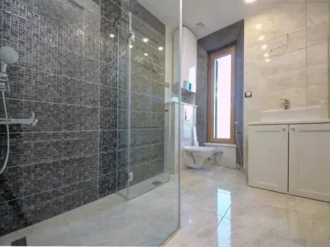 Prodaja, kuća, 470m², Bijela, Herceg Novi - image 18