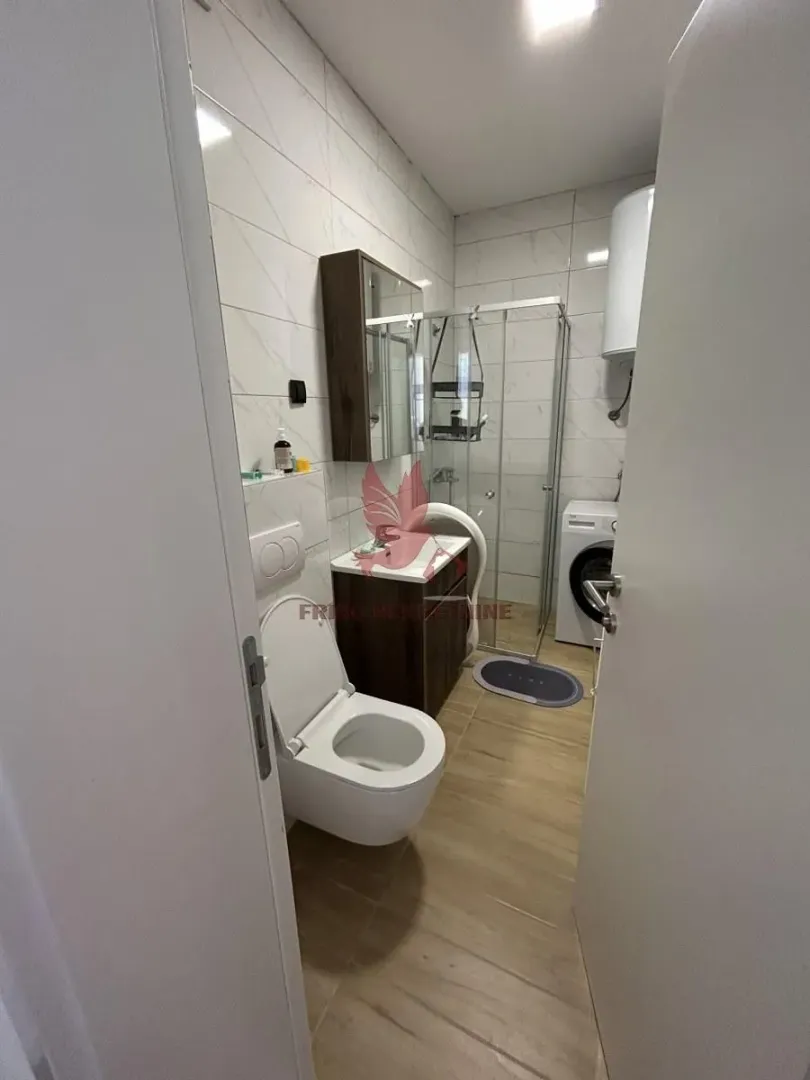 Prodaja, trosoban stan, 65m², Mladenovac, Beograd