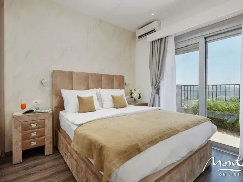 Prodaja, kuća, 220m², Tivat, Crna Gora - image 15