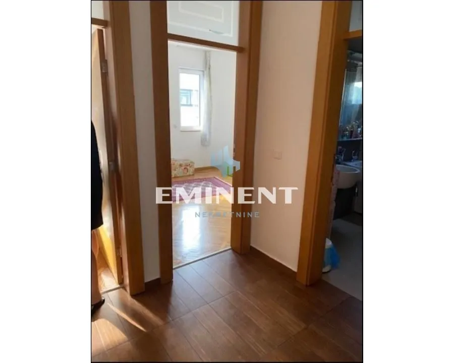 Rent, three bedroom apartment, 120m², Savski Venac, Beograd
