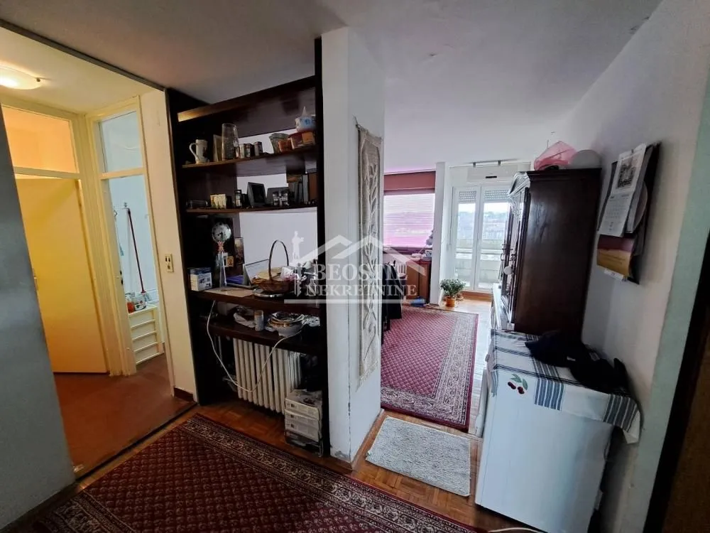 Prodaja, trosoban stan, 105m², Voždovačka Crkva, Voždovac Sve Podlokacije