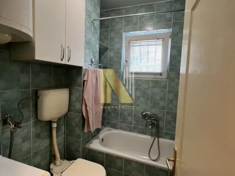Izdavanje, dvosoban stan, 49m², Cara Dušana, Novi Sad Sve Podlokacije - image 8