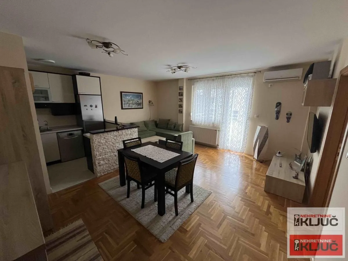 Prodaja, dvosoban stan, 43m², Podbara, Novi Sad Sve Podlokacije