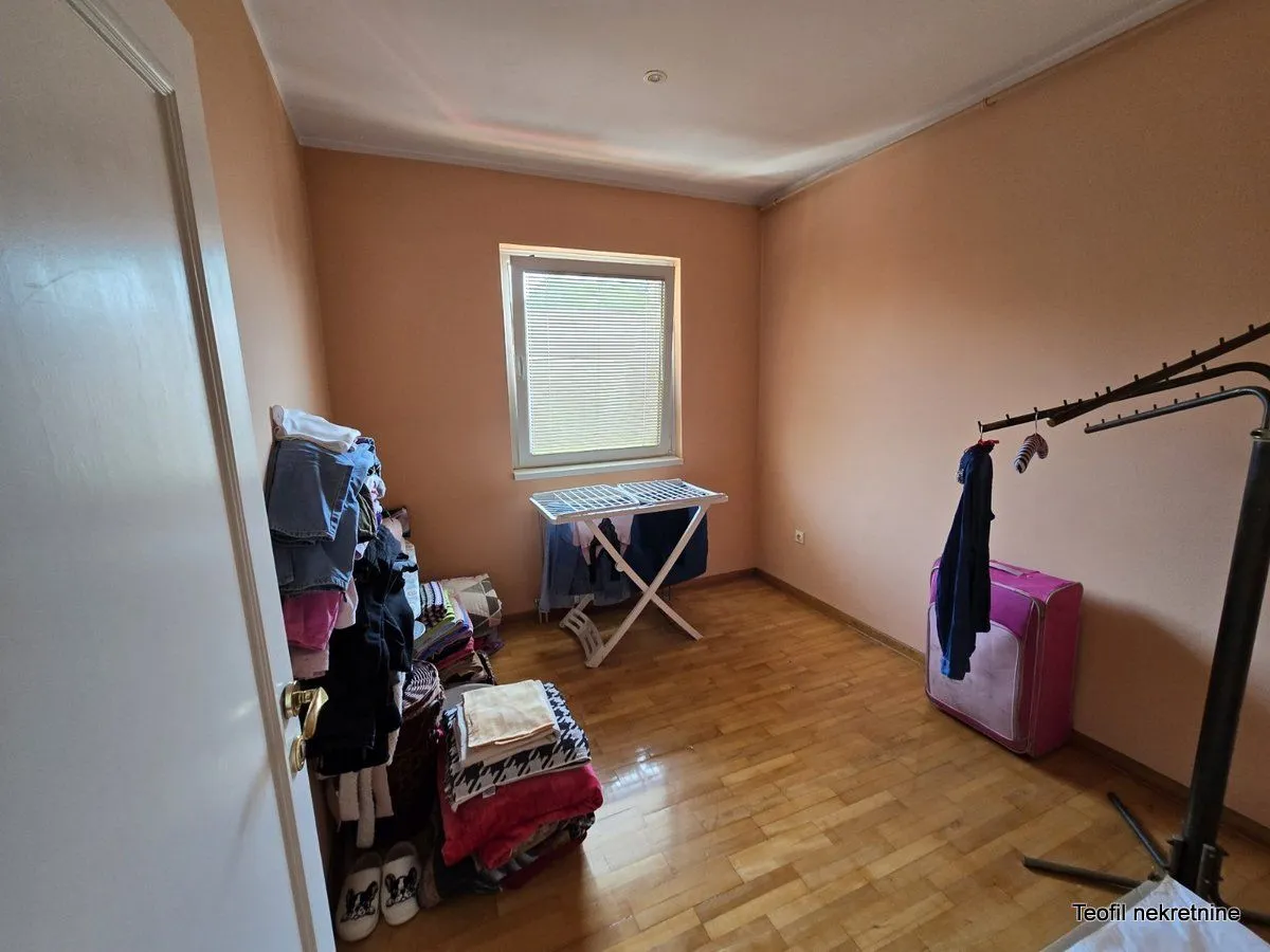 Sale, apartment, 245m², Banovo Brdo, Beograd