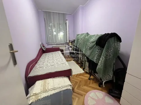 Sale, two bedroom apartment, 71m², Zemun Marije Bursać, Zemun Sve Podlokacije - image 2