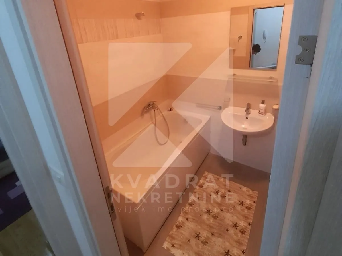 Rent, one bedroom apartment, 42m², Stari Aerodrom, Podgorica