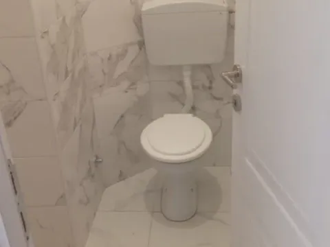 Stan-na-dan, jednosoban stan, 40m², Centar, Nikšić - image 7