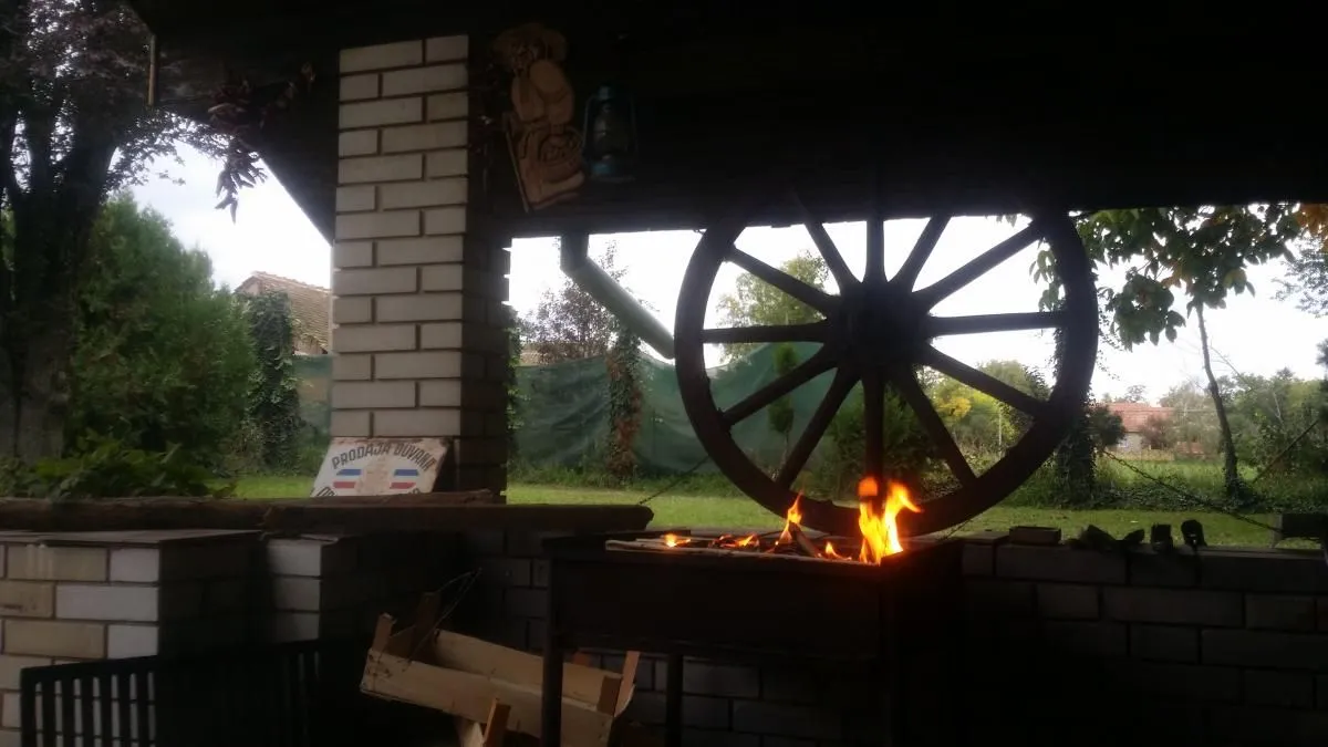 Izdavanje, kuća, 160m², Bajša, Bačka Topola