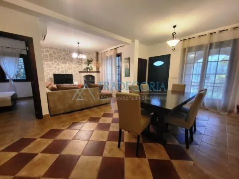 Prodaja, trosoban stan, 126m², Koštanjica, Bar - image 16