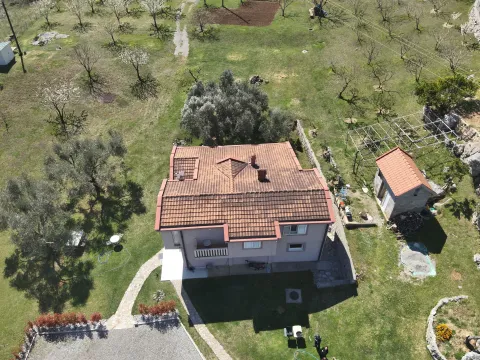 Kuća in Rogami