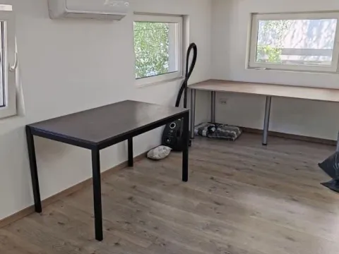 Sale, three bedroom apartment, 95m², Profesorska Kolonija, Palilula Sve Podlokacije - image 2