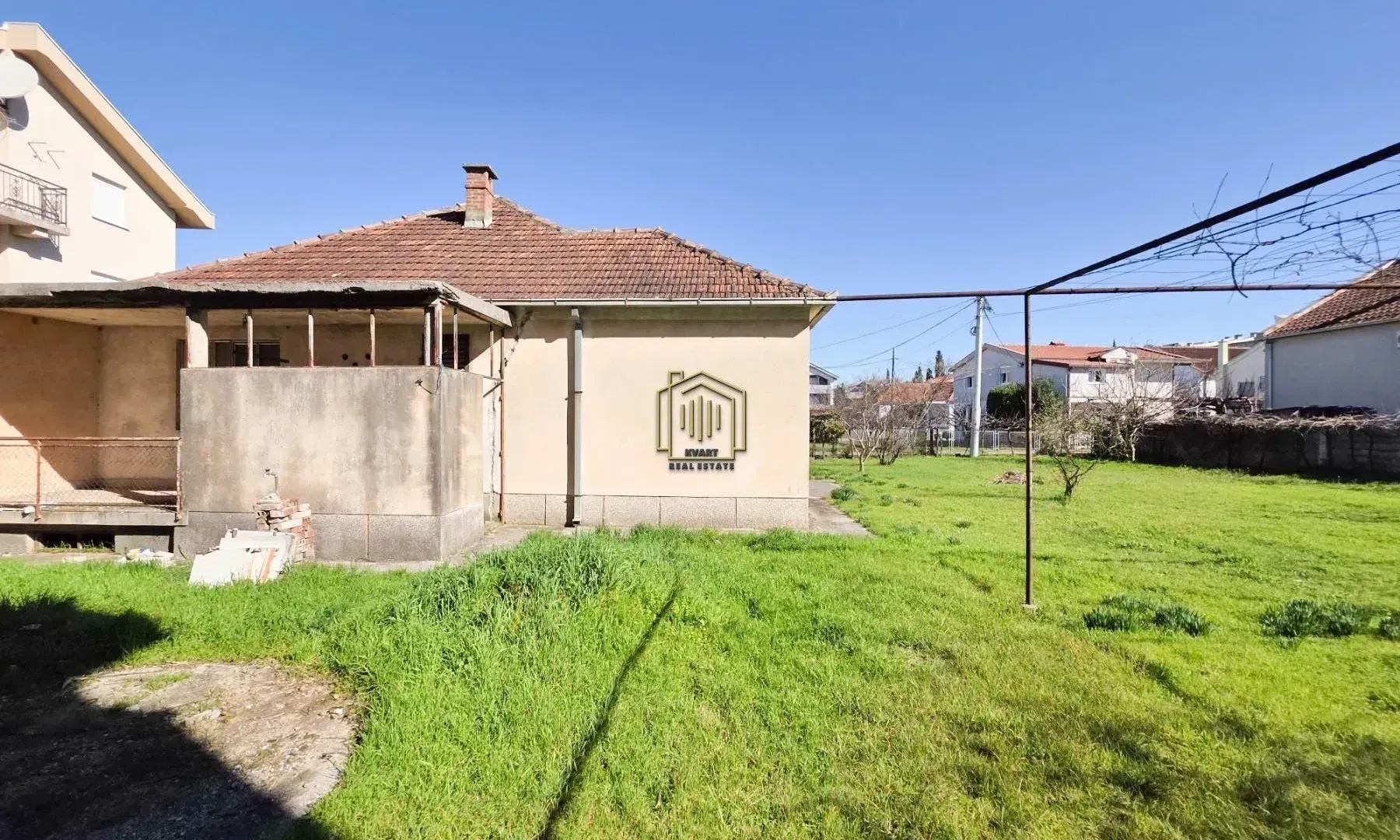 Prodaja, kuća, 120m², Tološi, Podgorica