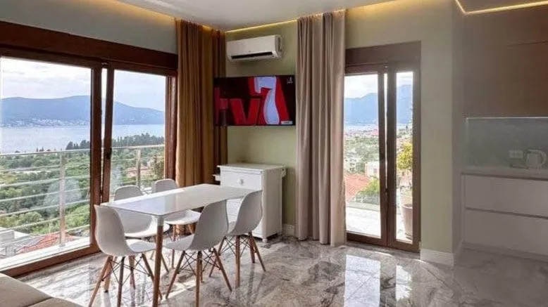 Prodaja, stan, 68m², Tivat, Crna Gora