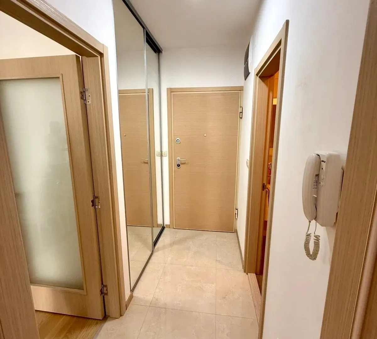 Rent, one bedroom apartment, 47m², City Kvart, Podgorica