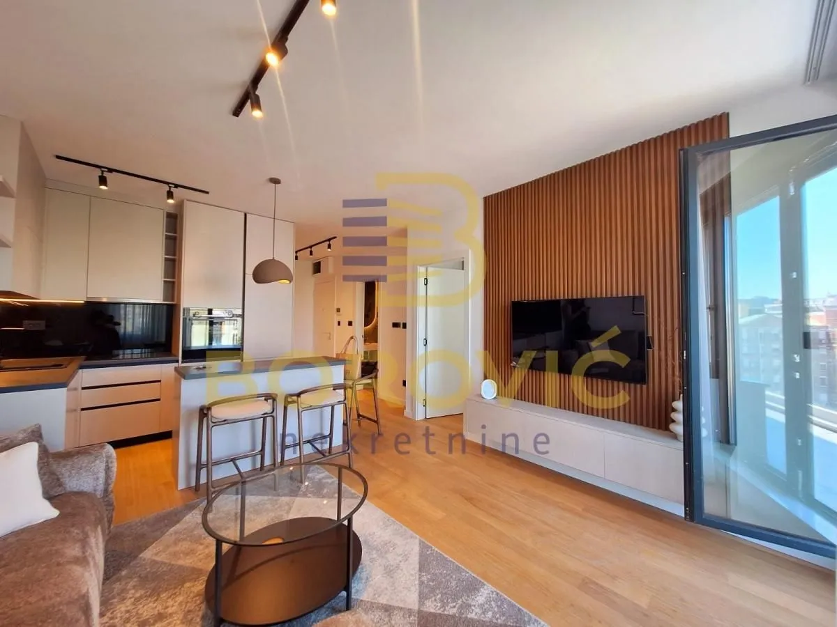 Izdavanje, dvosoban stan, 50m², Crveni Krst, Beograd