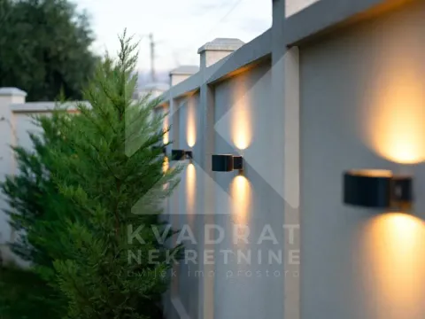 Izdavanje, kuća, 166m², Tološi, Podgorica - image 34