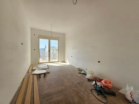 Sale, three bedroom apartment, 150m², Bečići, Budva - image 10