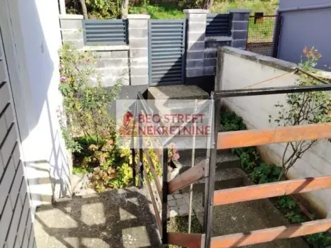 Prodaja, kuća, 218m², Gradska Bolnica, Zvezdara Sve Podlokacije - image 14