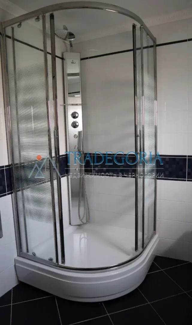 Prodaja, kuća, 224m², Krašići, Tivat