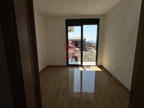 Prodaja, kuća, 184m², Mladenovac, Beograd - image 13